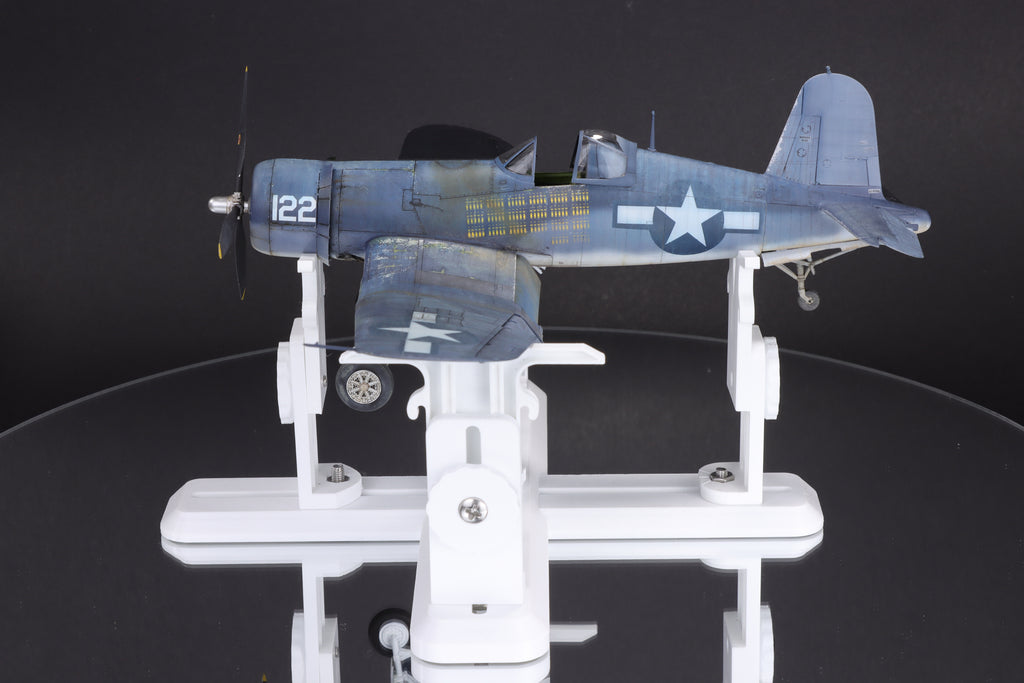 Scale Model Work Stand by The Inner Nerd